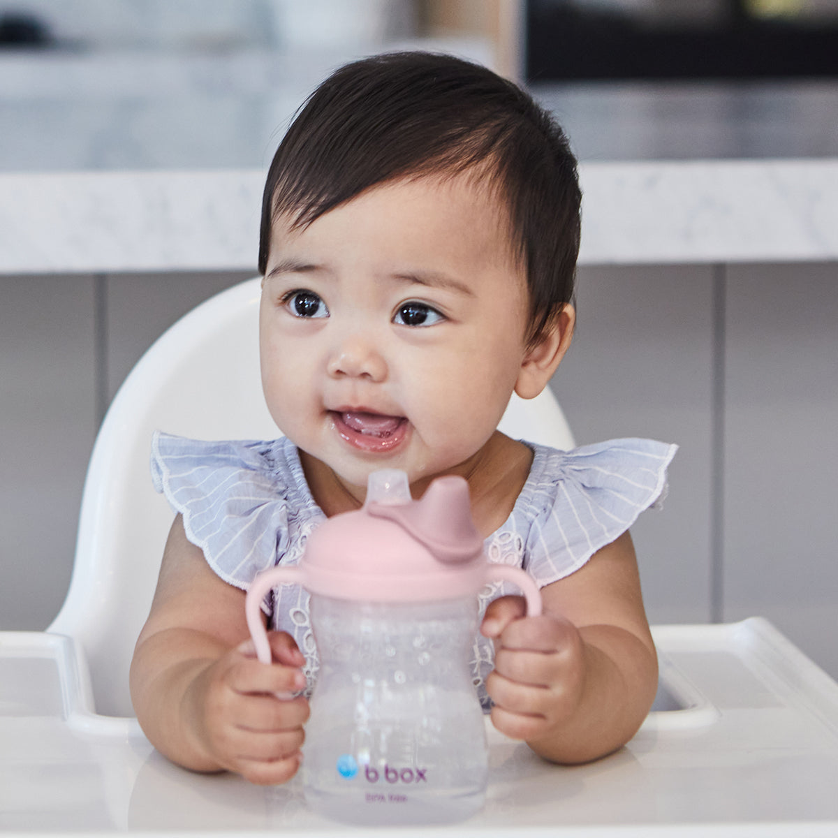 مجموعة الاكواب المختلفه - بلاش