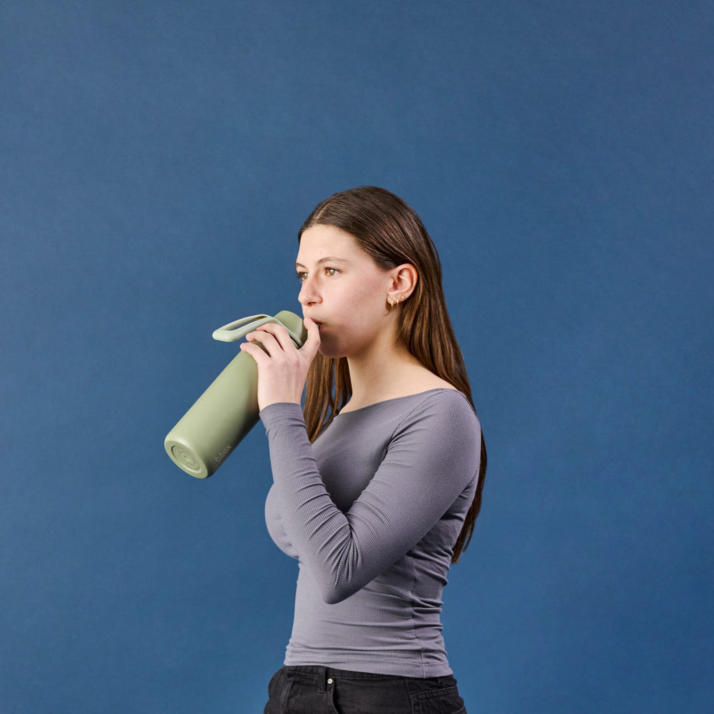 690mL Insulated Flip Top Bottle - olive