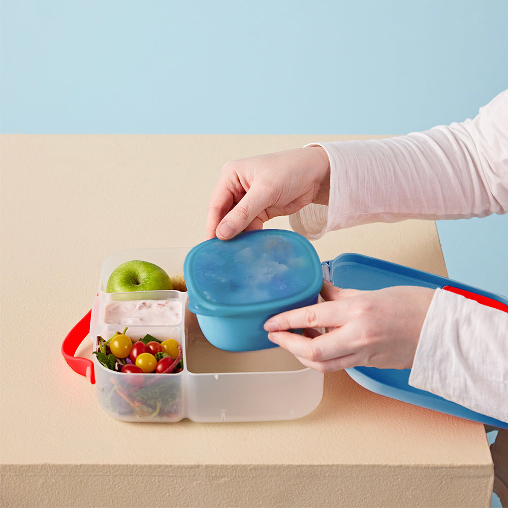 Lunch box blue blaze + lunch tub free